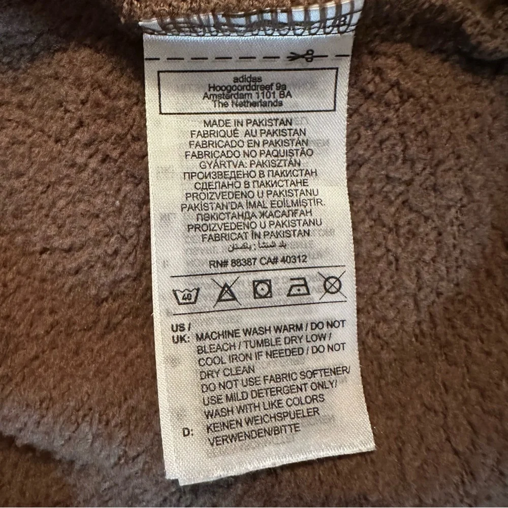 adidas Originals essentials hoodie in earth brown Size Small (a4